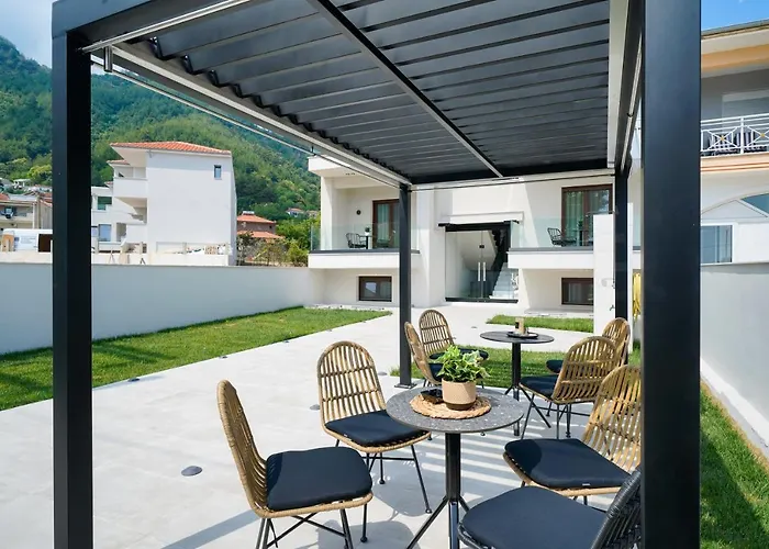 Acantha スカラ・ポタミアス